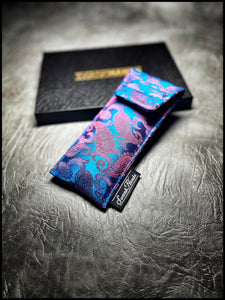 1-OFF silk paisley color shifter pouch