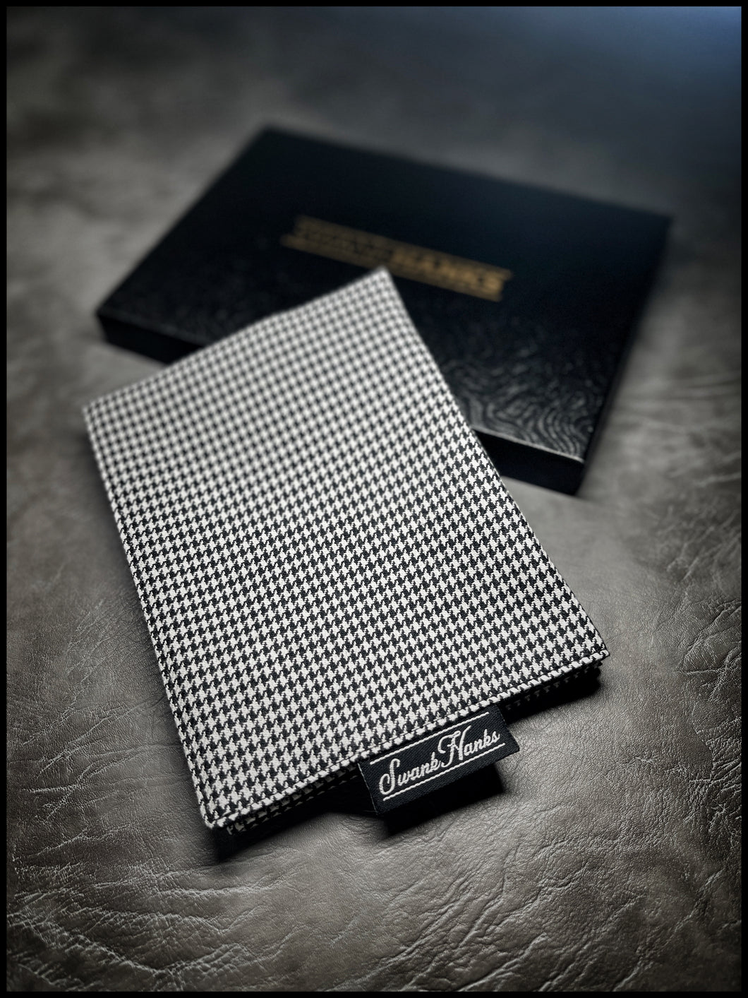 B&W Wool Houndstooth